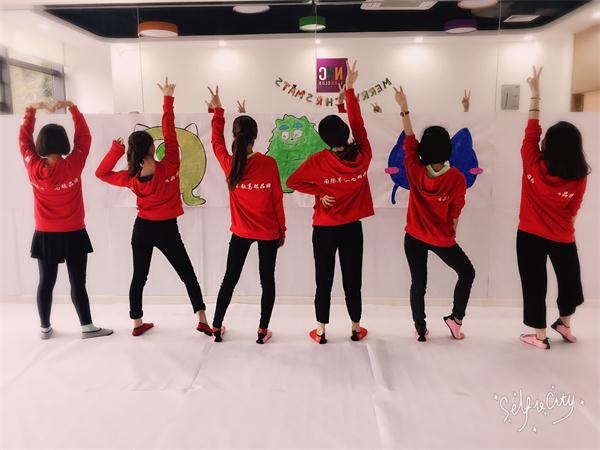 NYC奥斯卡：2016年度最佳教学团队奖揭晓