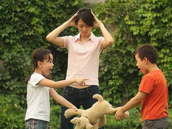 宝贝习惯打人，我们该怎么做？