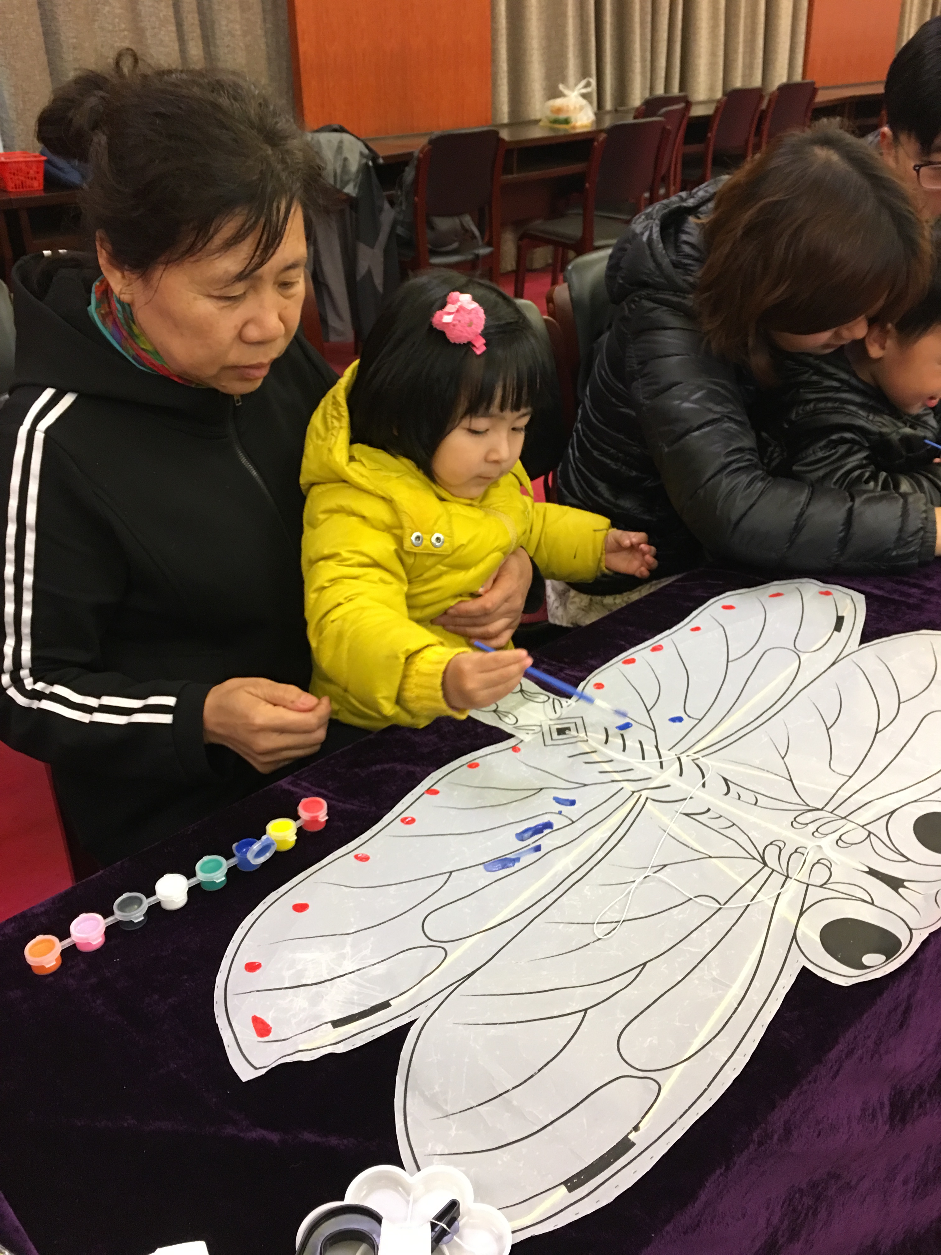 NYC纽约国际上海仲盛中心：采草莓一日游活动回顾
