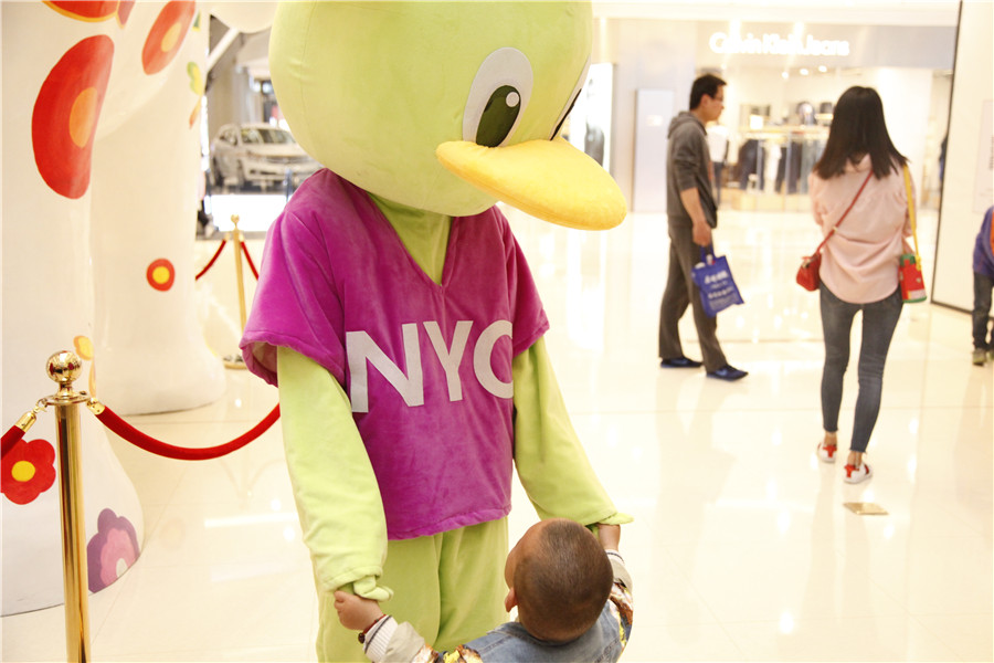 NYC纽约国际江苏常州巨凝中心：【NYC活动回顾】新世界萌宝爬爬赛