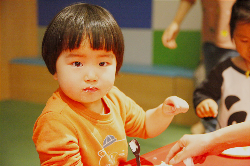 复活节画彩蛋