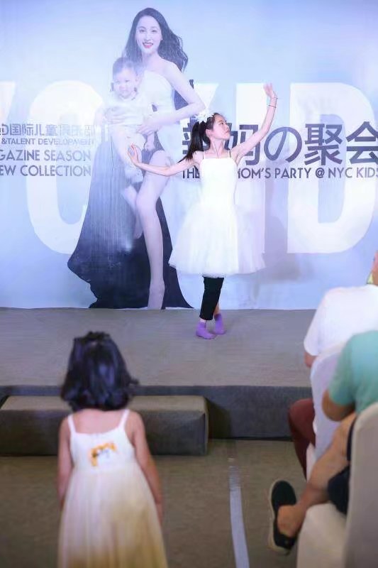 NYC纽约国际远洋乐堤港早教中心春天花花游园会