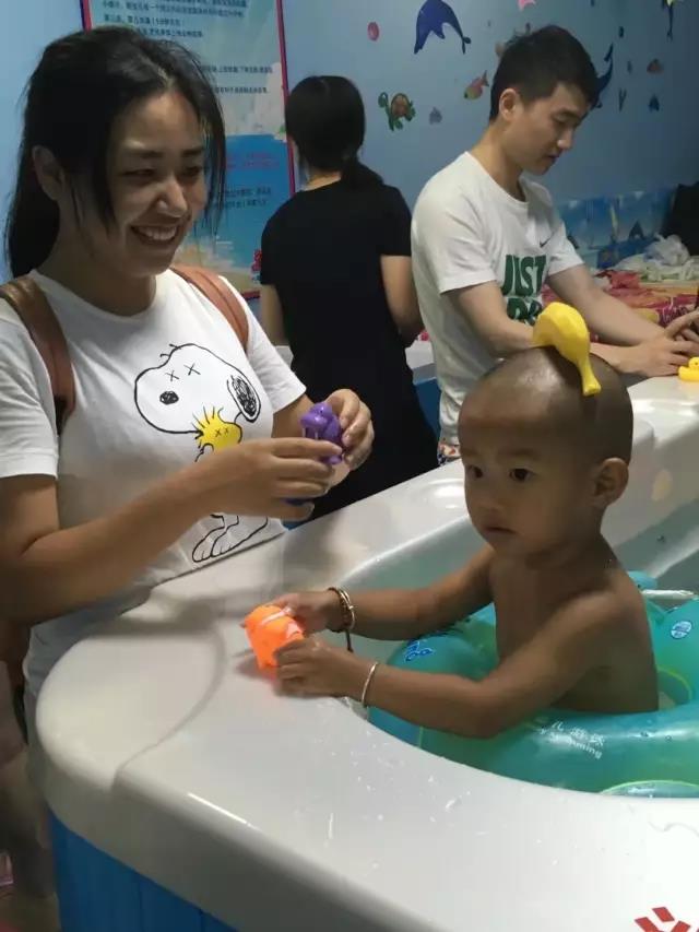 NYC纽约国际深圳宝能太古城中心：活动回顾 | 泳池派对你参加了吗？