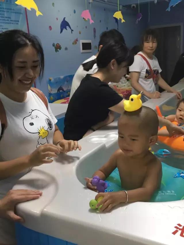 NYC纽约国际深圳宝能太古城中心：活动回顾 | 泳池派对你参加了吗？