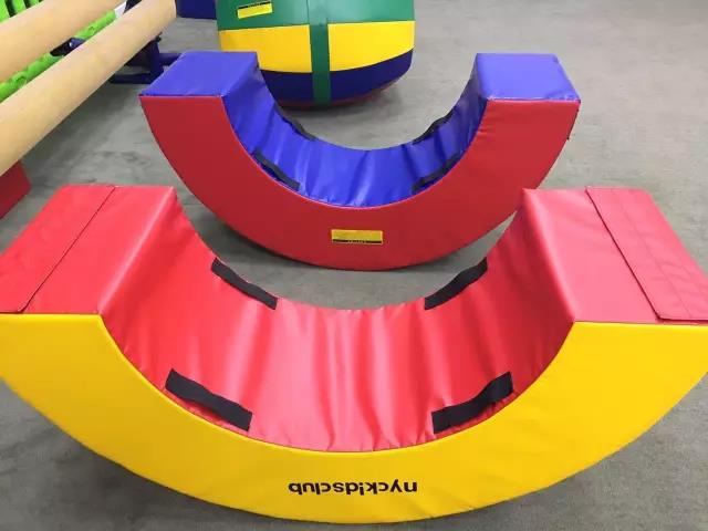 NYC国际早教江苏昆山九方城中心：Free Play教具的各种玩法，不知道就亏大了！