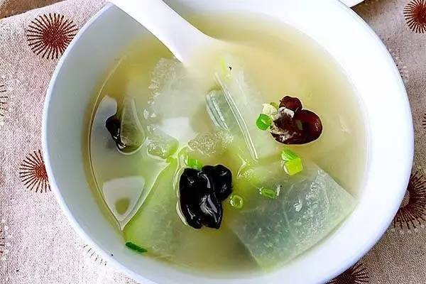 夏日宝宝消暑的6款美食 
