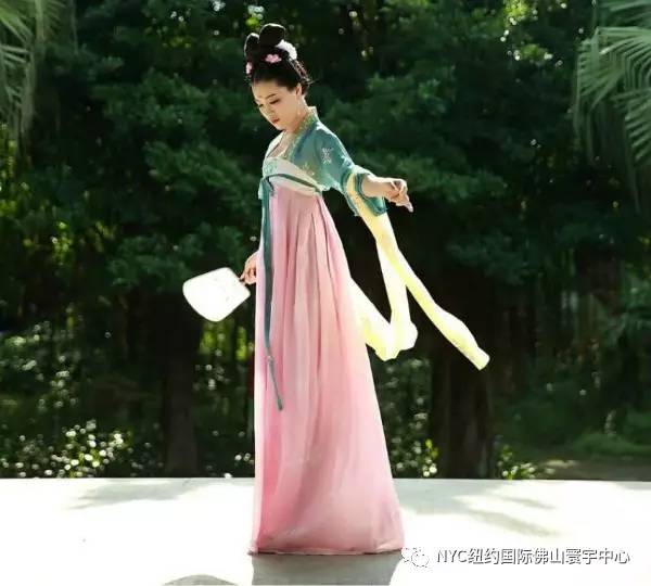 NYC纽约国际佛山寰宇早教中心：【国际早教进驻佛山】开业环球之旅约起来，世界那么大，带宝宝来看看~