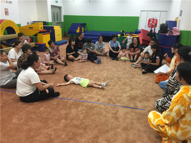 8月宝宝生日会 8月宝宝生日会