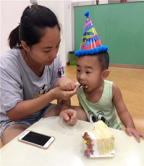 8月宝宝生日会 8月宝宝生日会