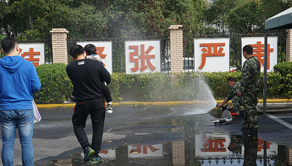 NYC纽约国际杭州滨江早教中心：小小消防员活动回顾