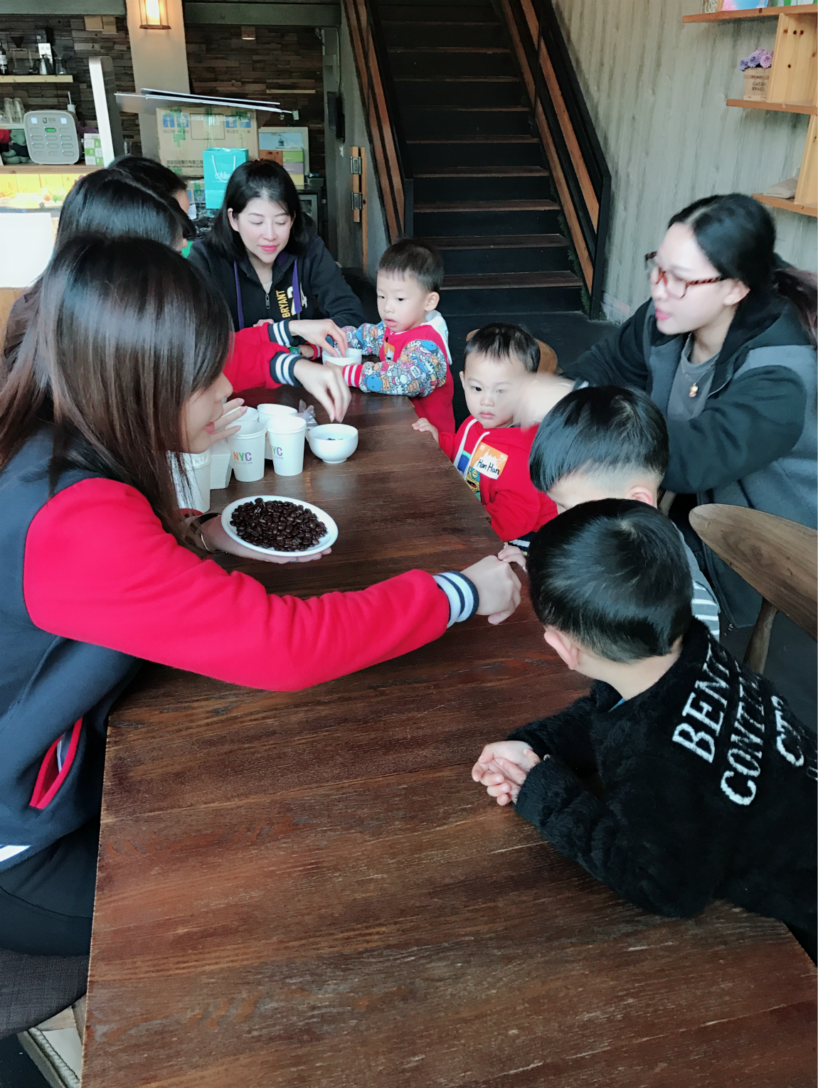NYC纽约国际广东顺德新城早教中心：【活动回顾】和Pongo一起去谜思咖啡DIY下午茶