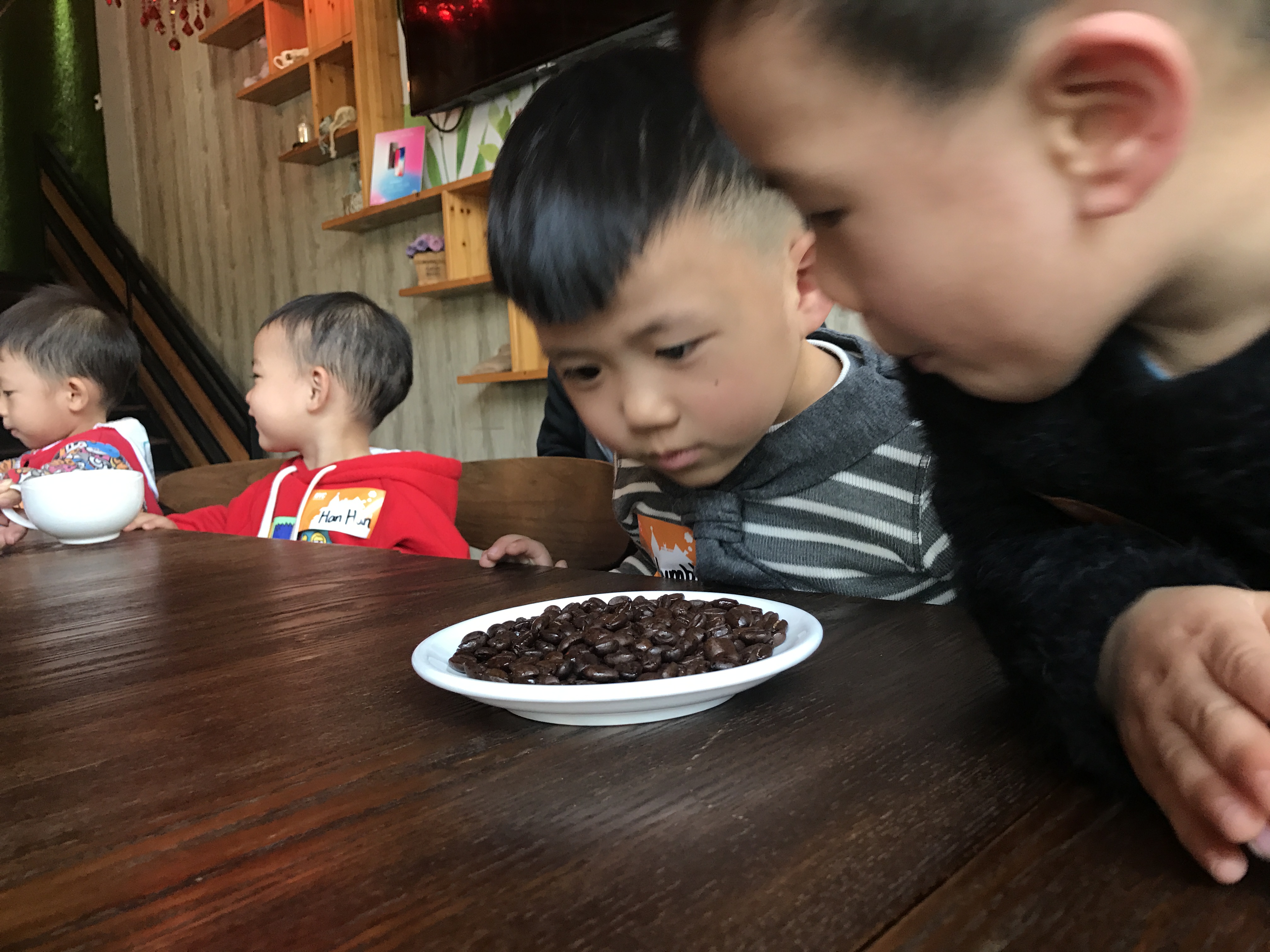 NYC纽约国际广东顺德新城早教中心：【活动回顾】和Pongo一起去谜思咖啡DIY下午茶