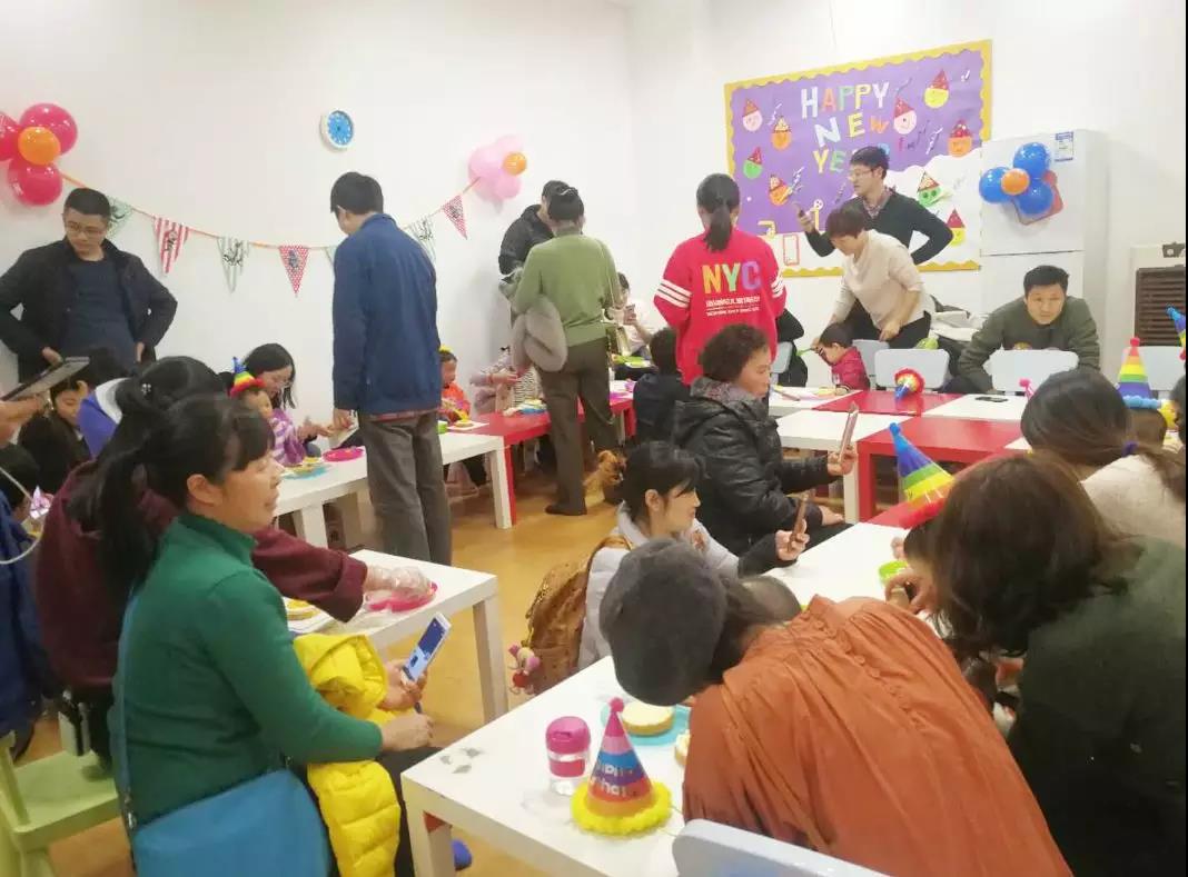 NYC纽约国际成都银泰城中心2月份会员宝宝生日会又开始招募啦！