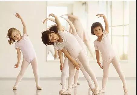 绝对收藏贴 | 几岁学什么？12种幼儿早教的最佳开始年龄！