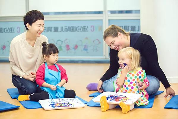 宝宝英语早教几岁开始学
