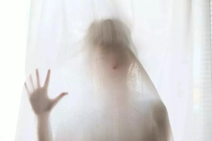 爸爸妈妈，请别在垃圾堆里养孩子