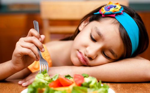 饮食营养,孩子不爱吃正餐
