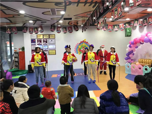 NYC纽约国际成都早教中心圣诞狂欢夜Party回顾