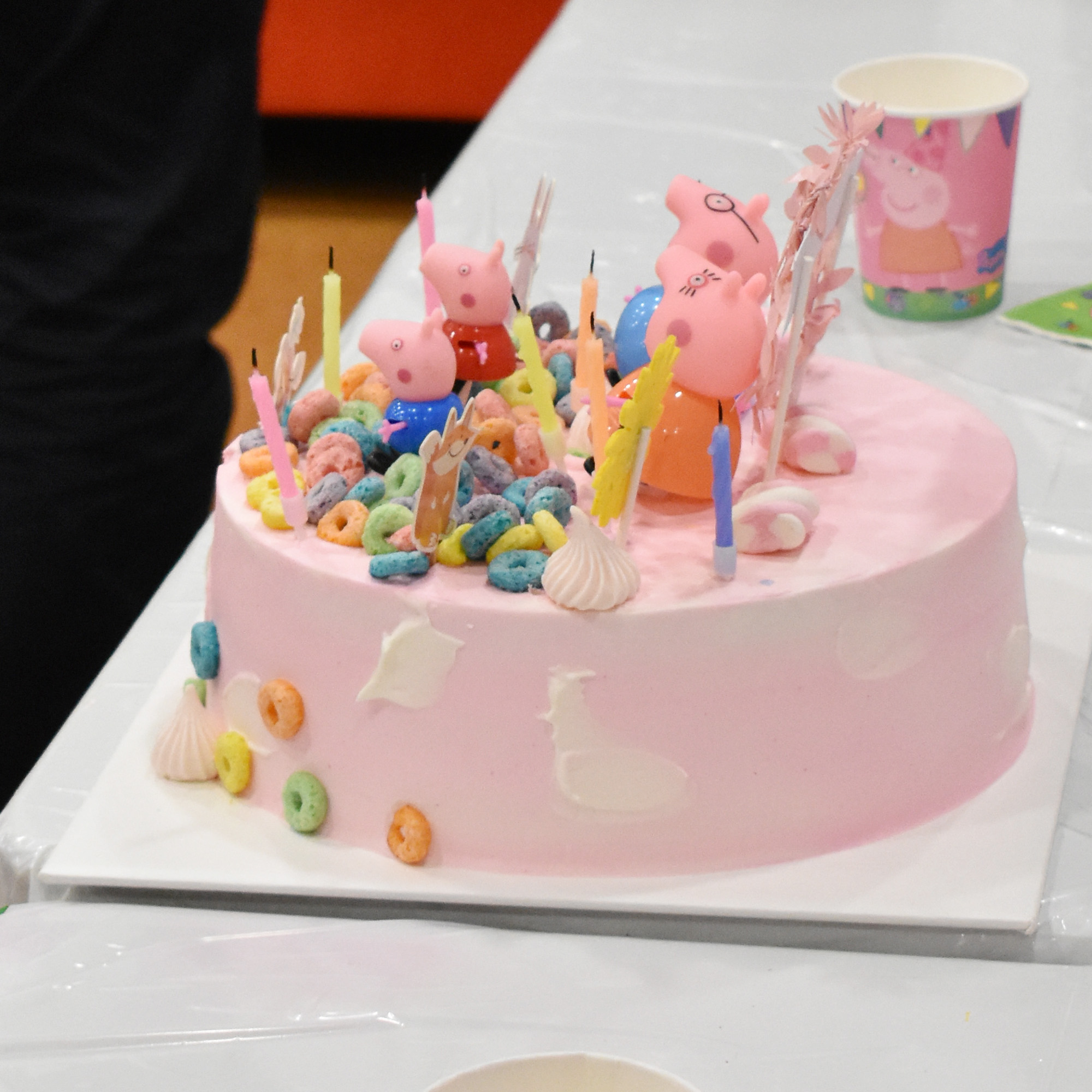 小猪造型的蛋糕图片,小猪佩奇造型蛋糕图片_大山谷图库